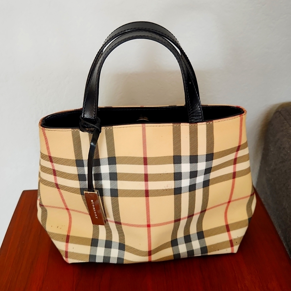 Authentic vintage Burberry purse